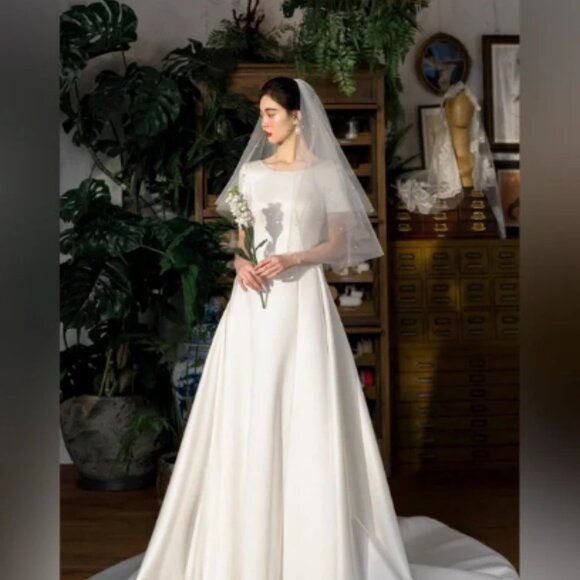 Short Pearl Beaded Short Wedding Veil main image 6